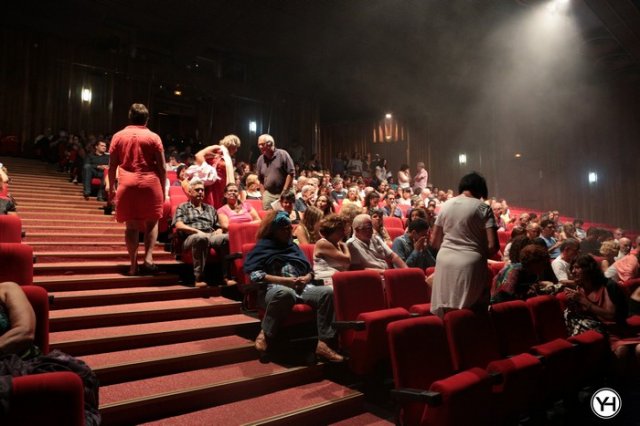 Mars 2014 Théâtre Luc Donat Astèr en première partie par Yannick HOAREAU 2 sur 4